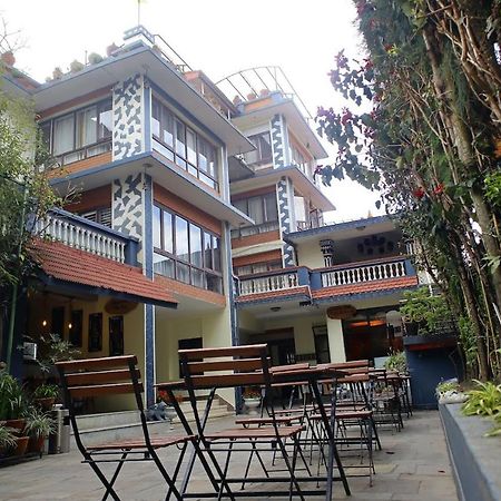 Bouddha Green Hotel Kathmandu Bagian luar foto